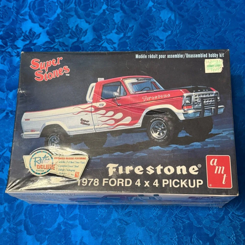 AMT 1978 Ford 4x4 Pickup Super Stones Firestone 1/25 Model Kit Retro Deluxe‎